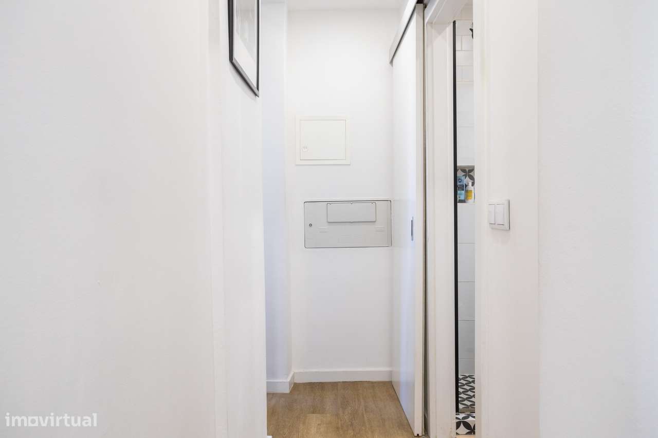 Apartamento Familiar totalmente Remodelado no Coração de Lisboa com Vi-7