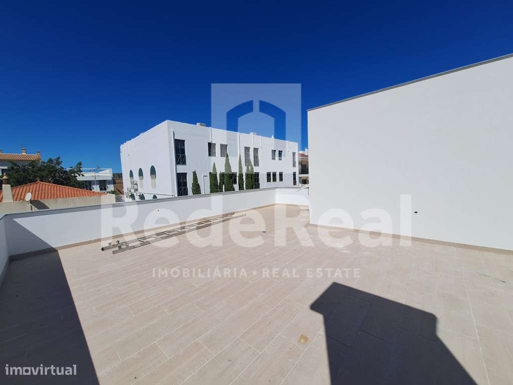 Moradia T3 em construção em Moncarapacho-21