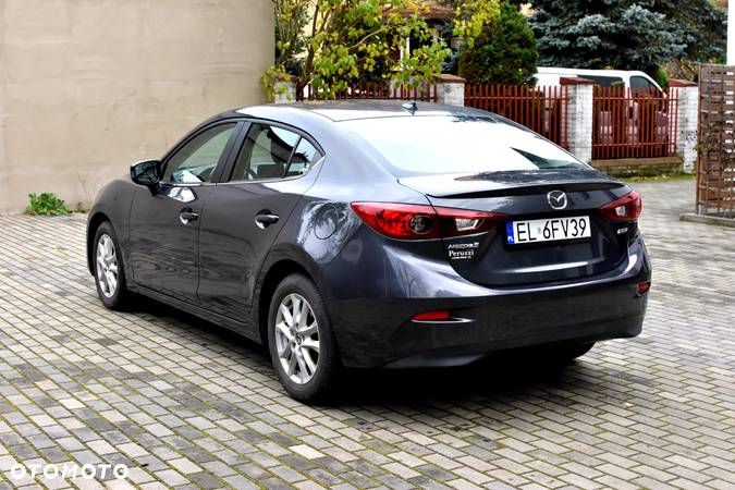 Mazda 3 - 4