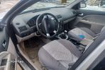 Grila bara fata centru Ford Mondeo 3  [din 2000 pana  2003] Sedan 1.8 MT (125 hp) - 7