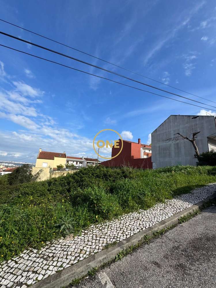 Terreno para construção na Amadora - Grande imagem: 4/15