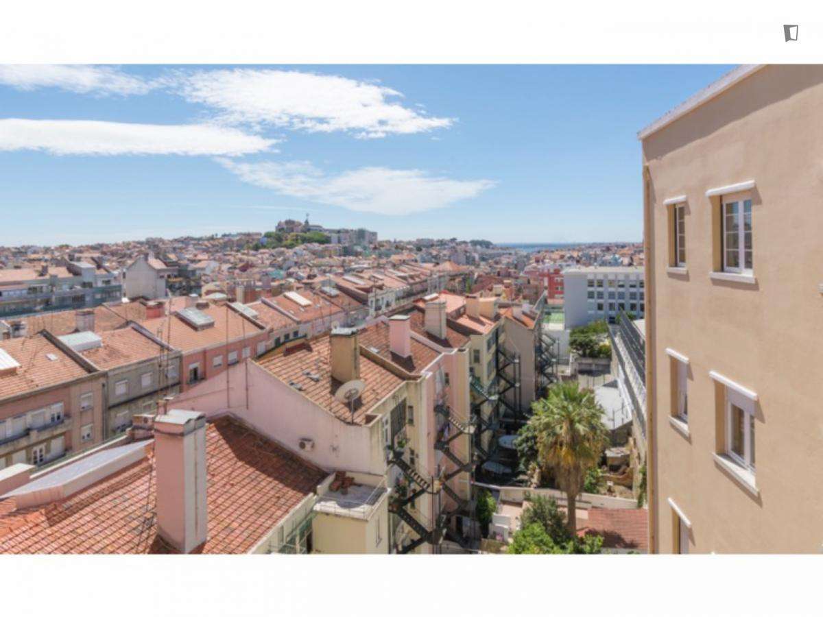 Quarto - localizado em Alameda Lisbon - Grande imagem: 5/7