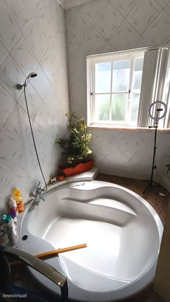 Quinta Pegões Velhos, junto á adega, com moradia e armazém lote 3,8 ha-33