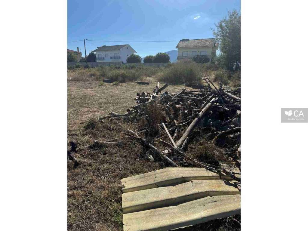 Lote para construção em Santa Ovaia - Grande imagem: 2/2