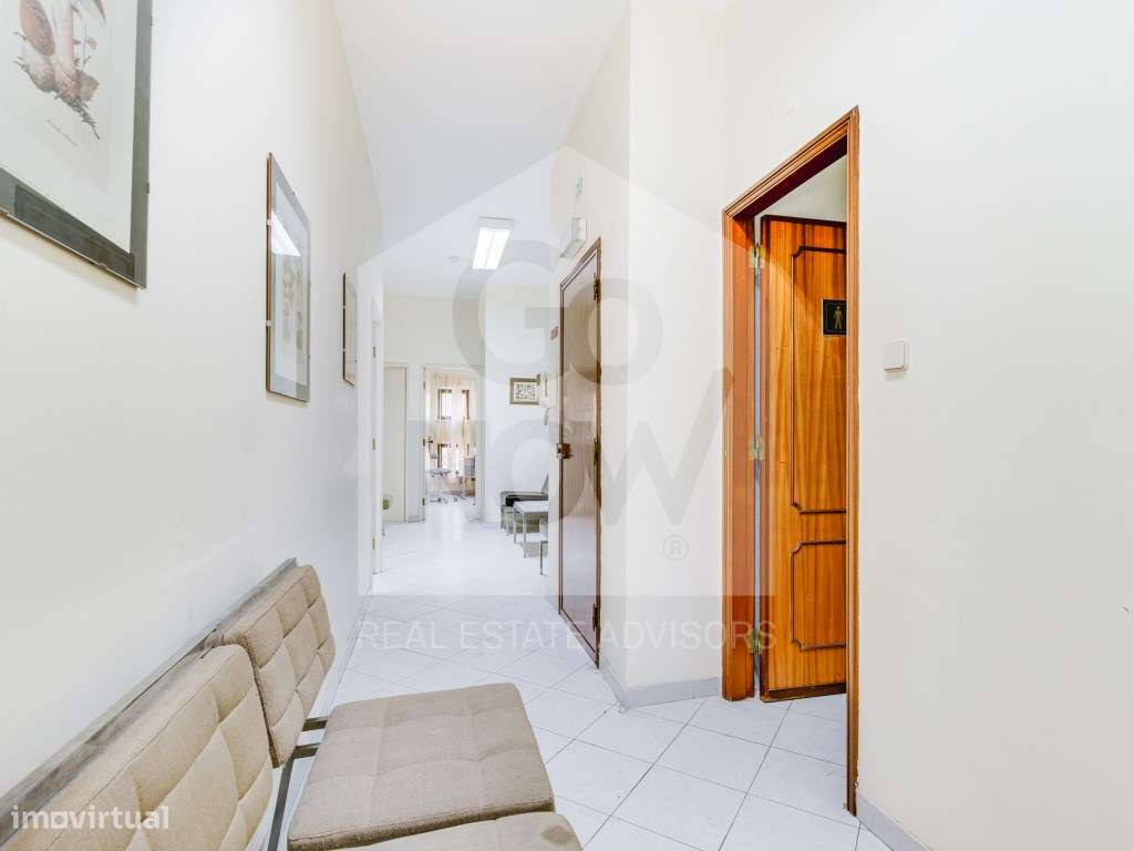 Venda conjunta de dois Escritórios a funcionar como CLÍNICA MÉDICA ...-5