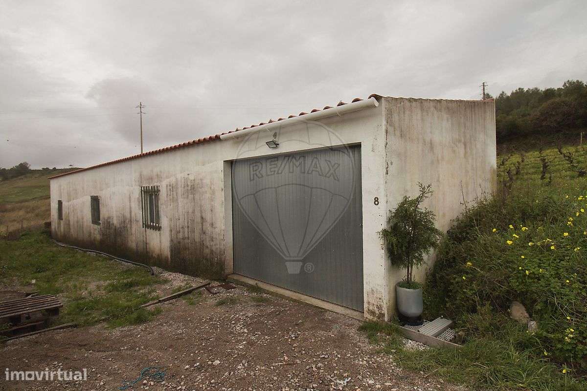 Armazém  para arrendamento - Grande imagem: 2/9