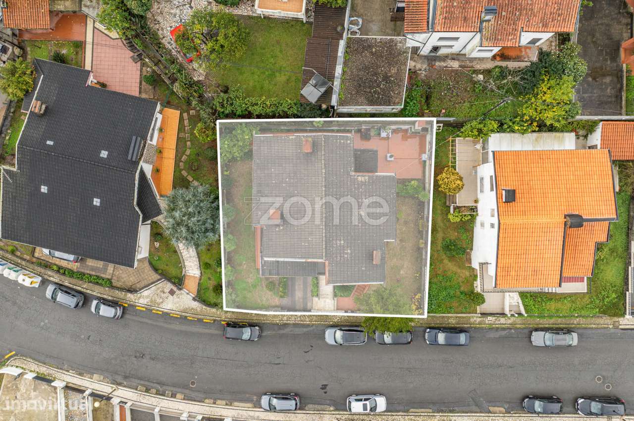 Moradia Individual T4 em Nogueira, Braga - Grande imagem: 4/41