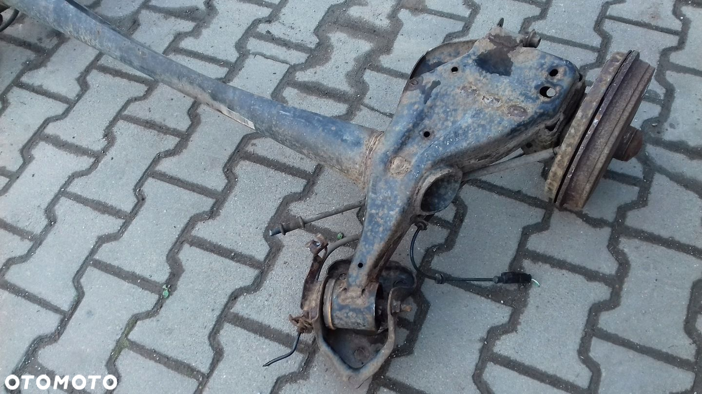 BELKA ZAWIESZENIA TYŁ TYLNA ABS FIAT GRANDE PUNTO 05- - 8