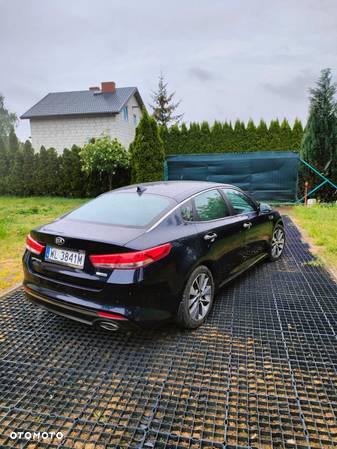 Kia Optima 1.7 CRDI XL DCT - 6