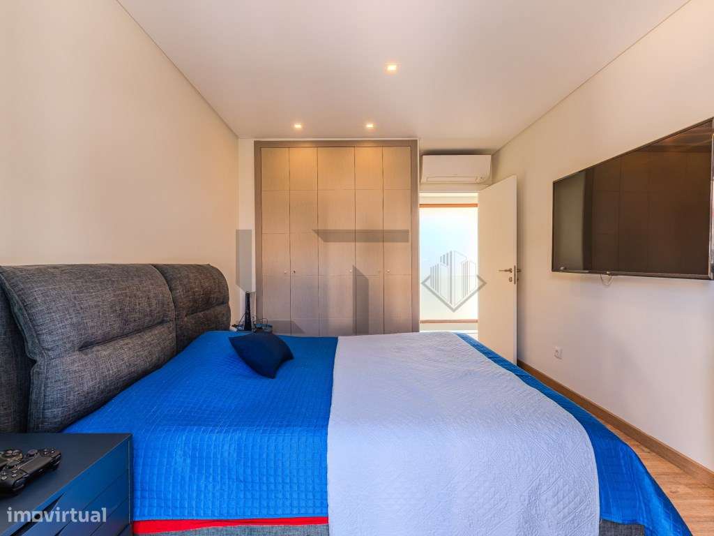 Fantástica Moradia T4 Moderna com Vista Mar, Jardim e Estacionament...-45
