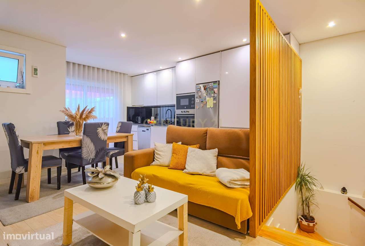 Andar Moradia T3 com aproveitamento de Sótão em Rio Tinto, remodelado - Grande imagem: 4/27