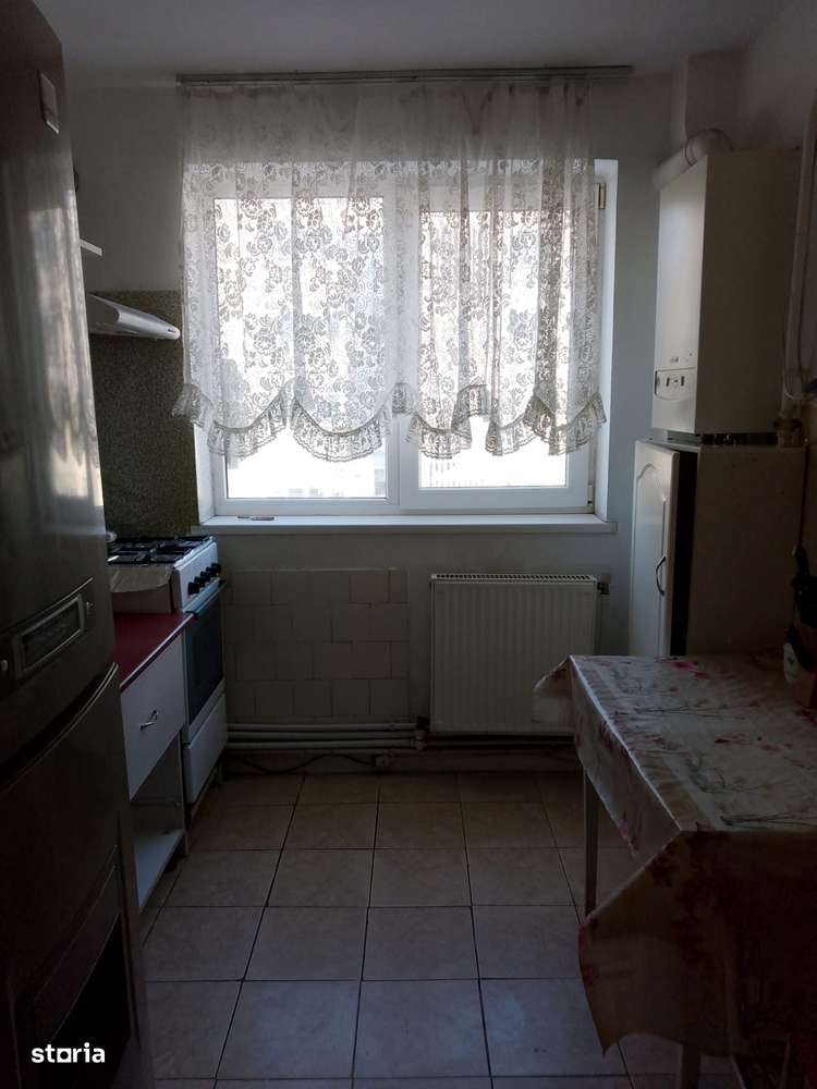 De Vanzare Apartament cu 2 camere zona Plantelor-2