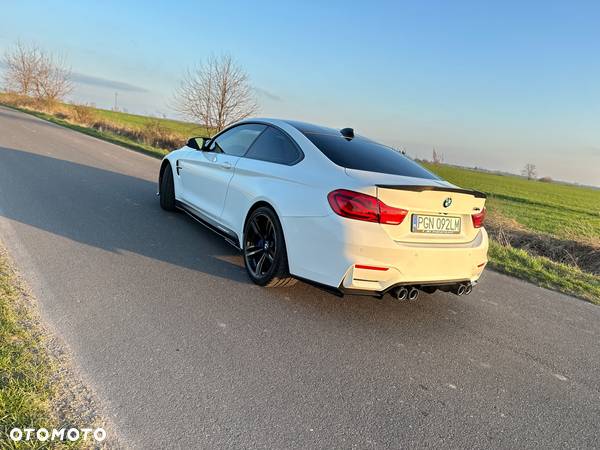 BMW M4 Coupe DKG - 8