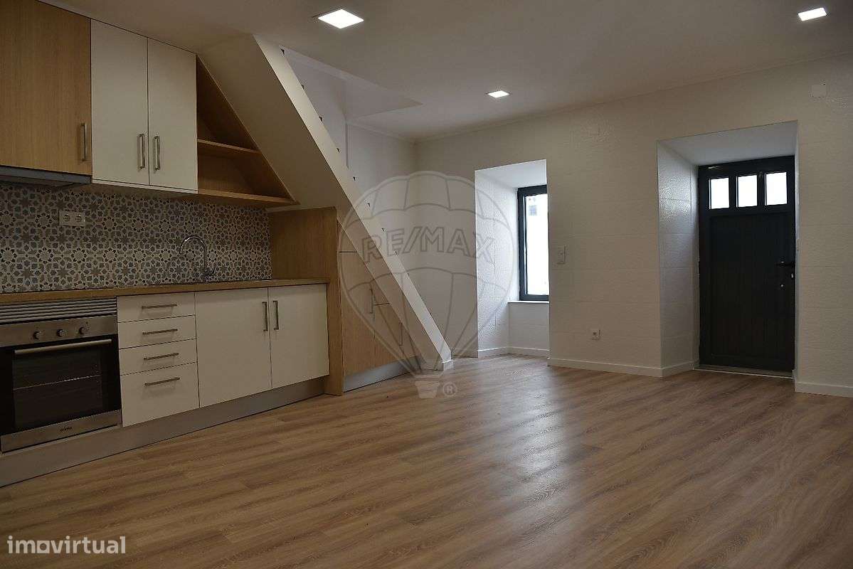 Moradia T2 para arrendamento - Grande imagem: 2/19