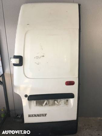 usa stanga spate Renault Master,an fabr 2008 - 1