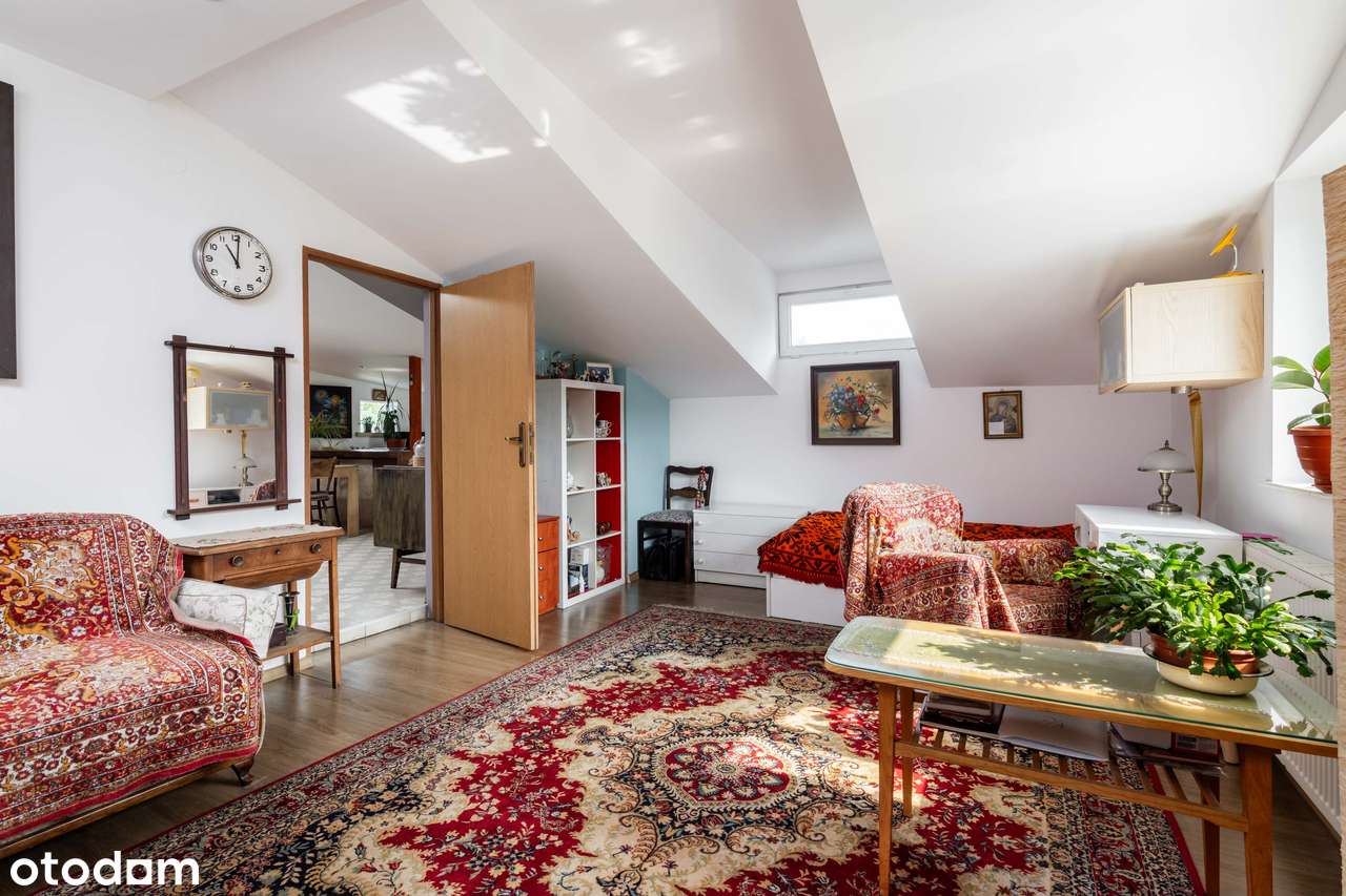 przy lesie I 3 min od S17/S2 I 20 min do Centrum-10