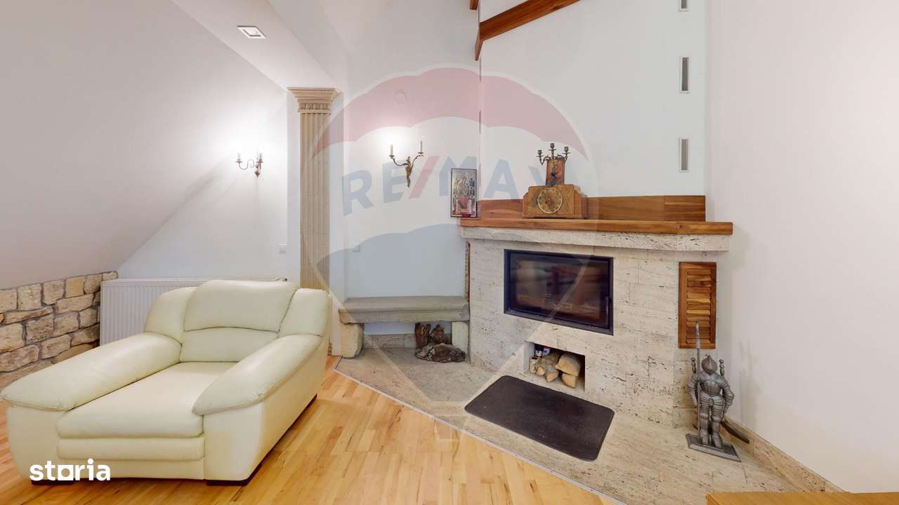 Apartament  la vila, cu 5 camere de vânzare în zona Turnisor-1