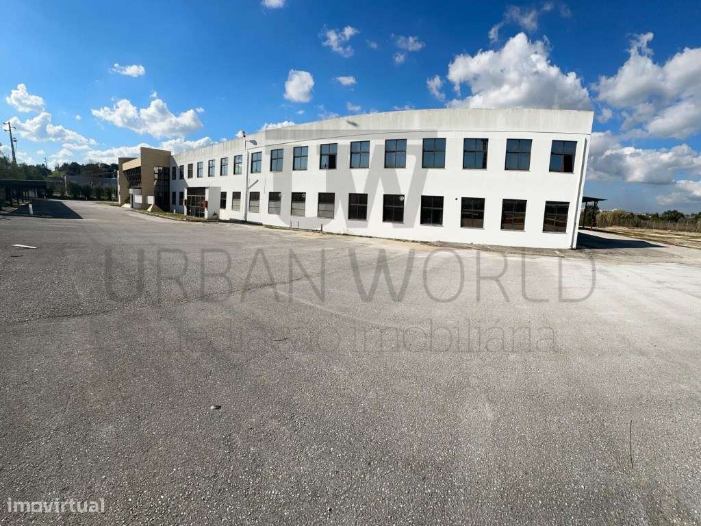 Armazém Industrial, Z. Industrial Torres Novas - Santarém, 12.056 m2-35