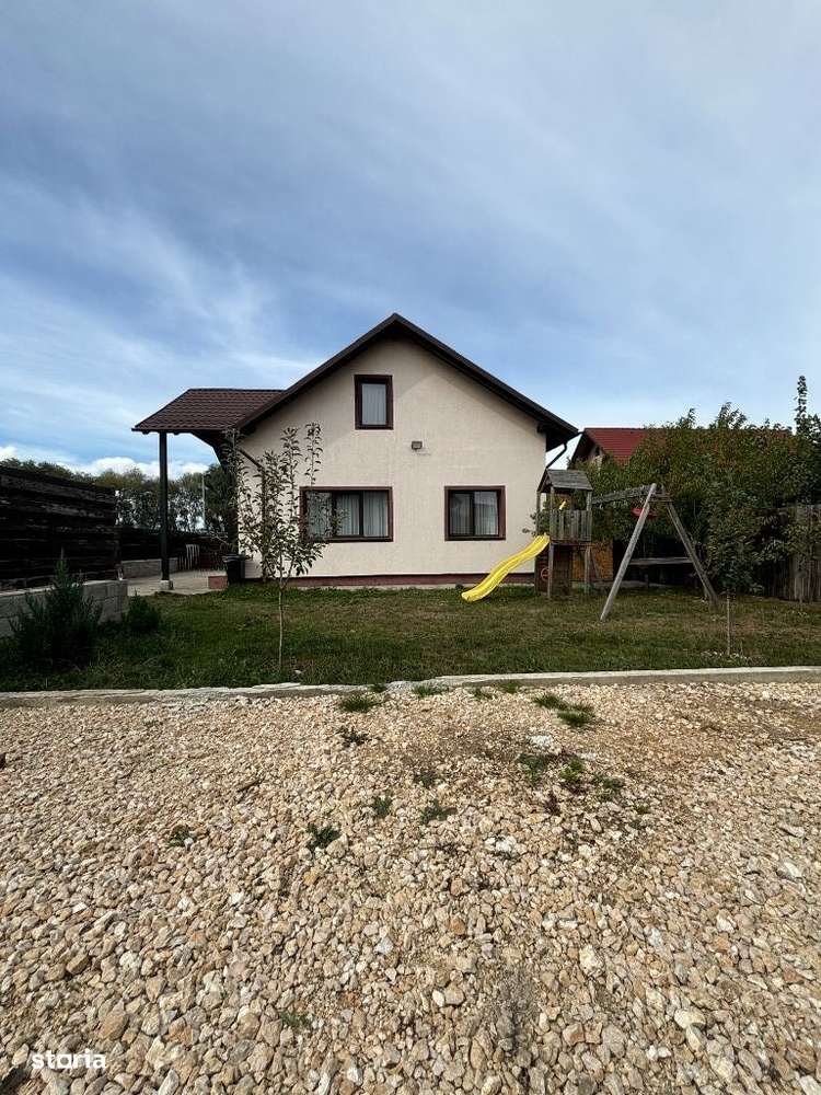 Casa individuala Zona Supini,strada Merilor-13