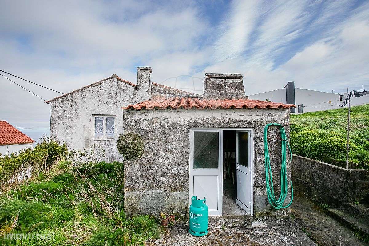 Moradia T2 para venda-25