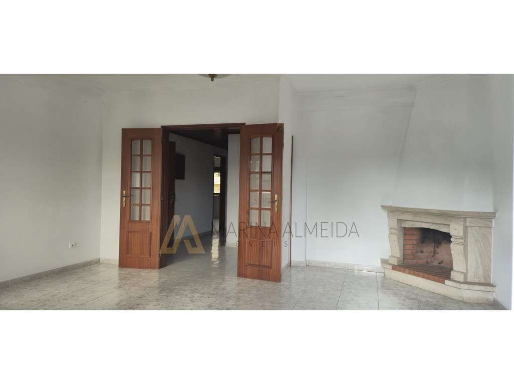 Apartamento t2 ( 3 assoalhadas ), rés do chão com arrecadação, junt... - Grande imagem: 3/23