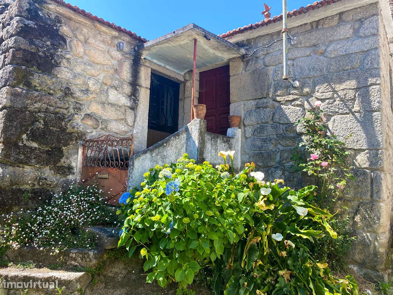 Moradia histórica independente em Riba de Moura, Monção-14