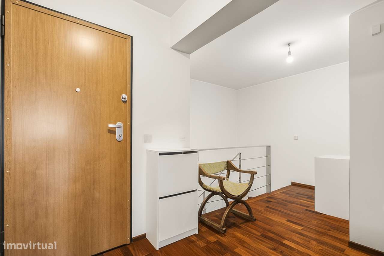 T3 Duplex com Jardim Privativo, O Conforto de uma Moradia  Porto-14