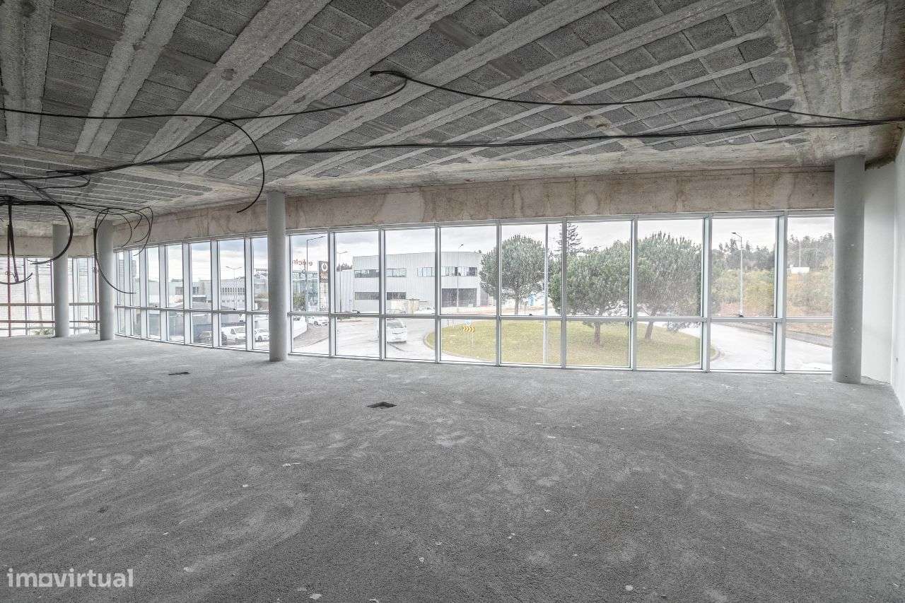 Unidade Fabril Nova em Zona Industrial-8