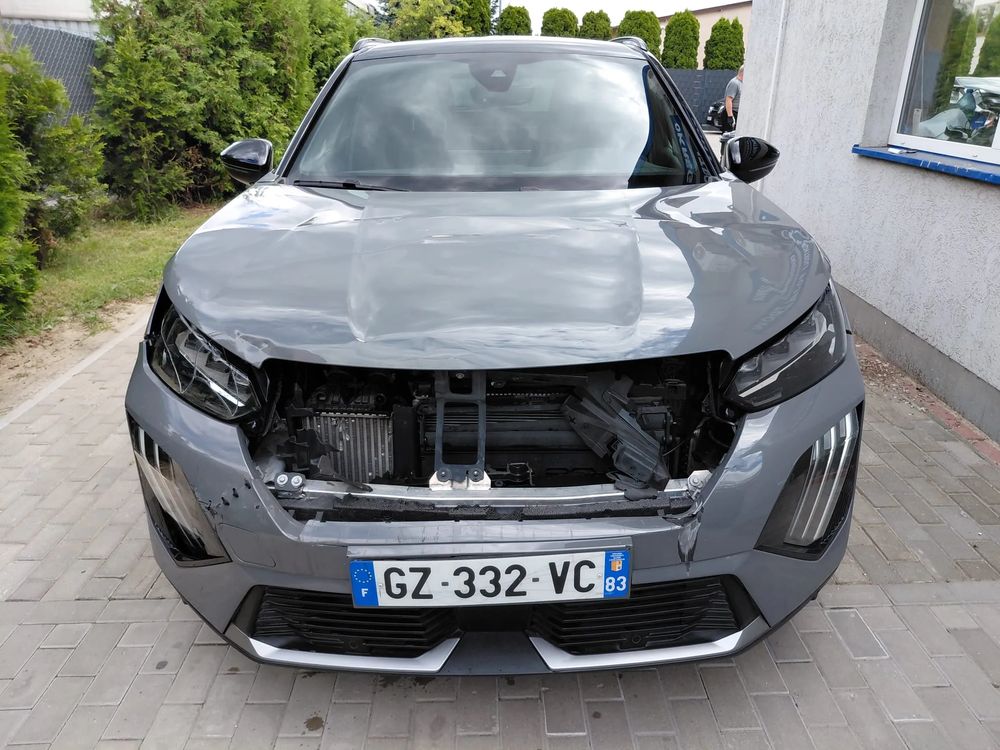 Peugeot 2008 II (2019-) 2024