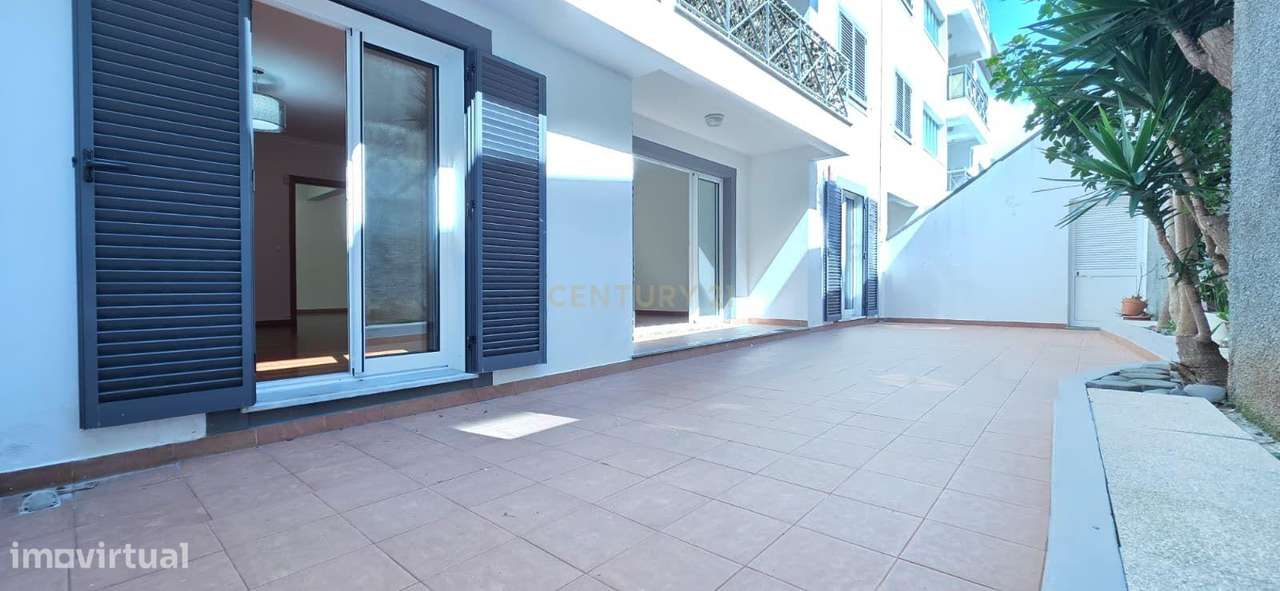 Apartamento T2+1 em Santo António-31
