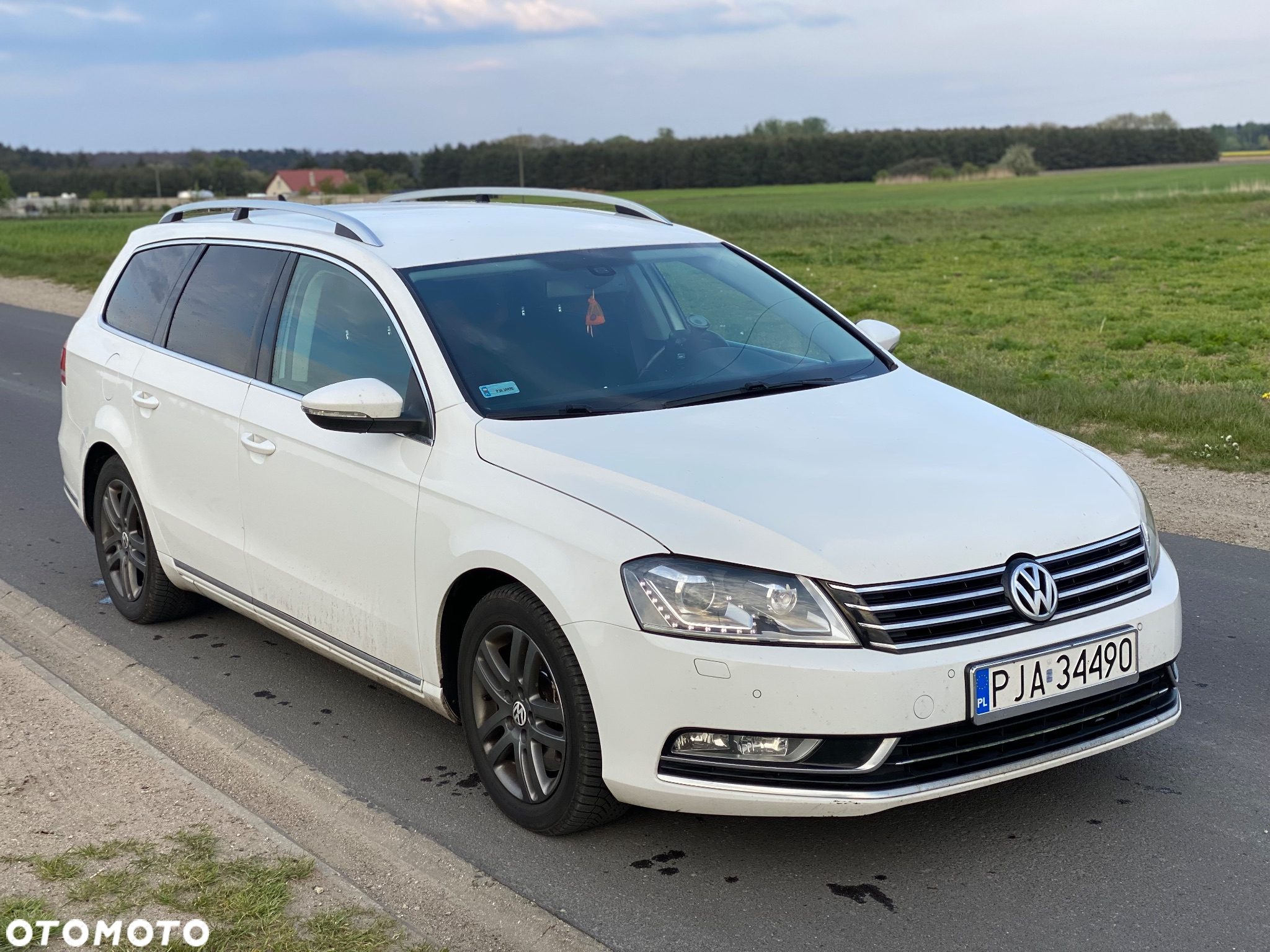 Volkswagen Passat 2.0 TDI Highline DSG - 2