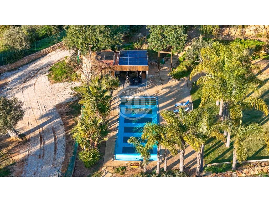 Fantástica propriedade de luxo inserida num generoso lote de terren...-42