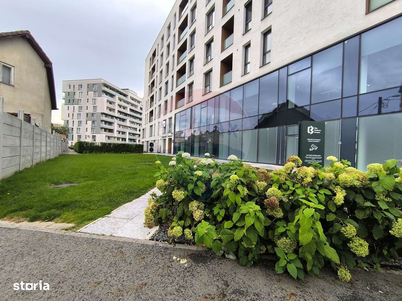 Spațiu comercial de vanzare-3