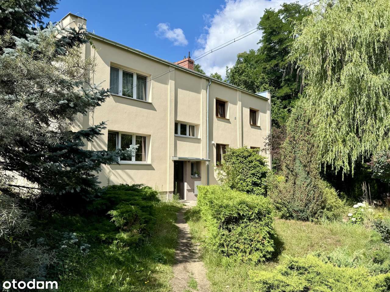 Mieszkanie W Osiecznicy  –  42 M²  Garaż i Budynki Gospodarcze 150 M²