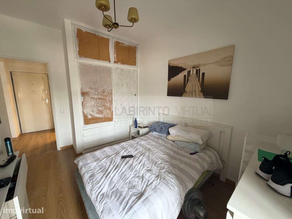 Vende-se T1 perto da praia e CP, em Paço d'Arcos-9