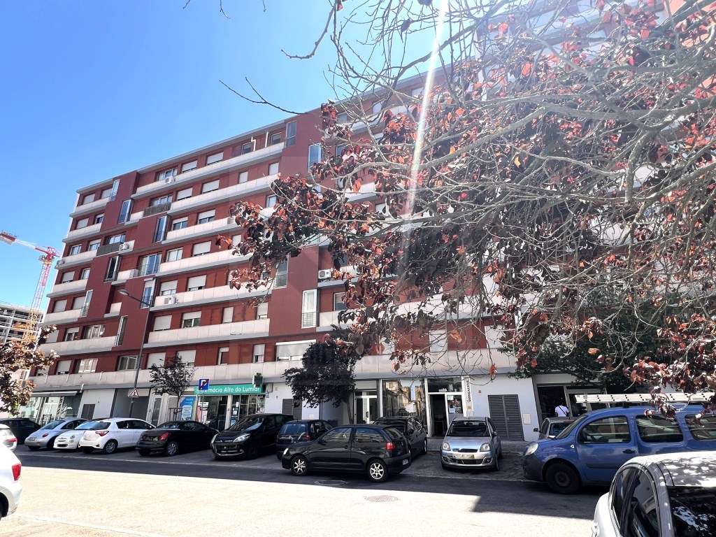 Apartamento - charme - na Alta de Lisboa | Estacionamento-43