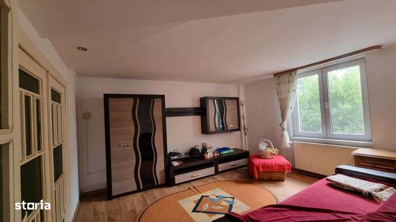 PRET REDUS ! Casa D+P+M situata in Targu Jiu, str. Iezureni - Imagine principală: 5/7