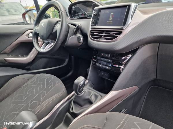 Peugeot 2008 1.4 HDi Active - 29