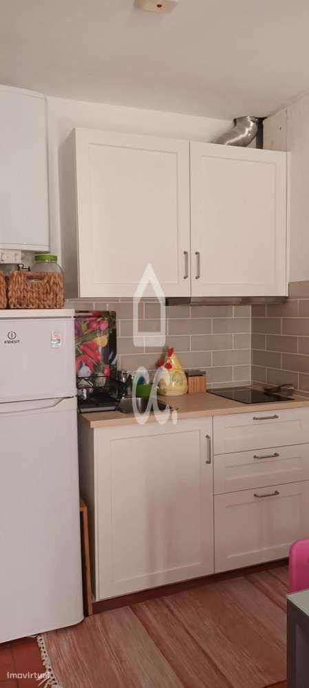 Apartamento TO convertido a T1 em condomínio fechado com 3 piscinas, c-14