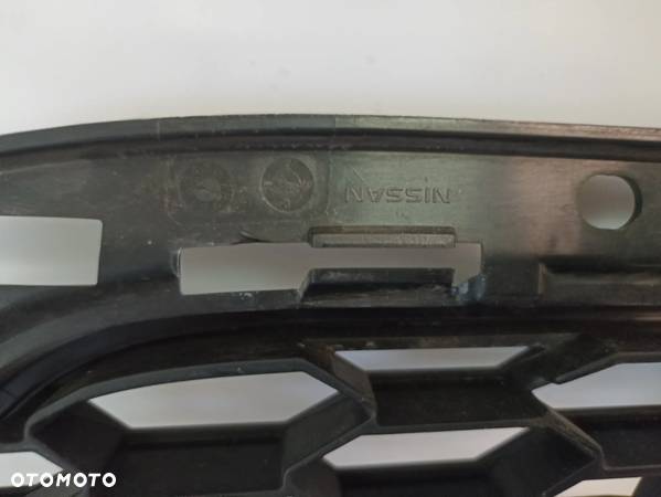 623105EC0A Nissan Versa Sedan atrapa grill - 9