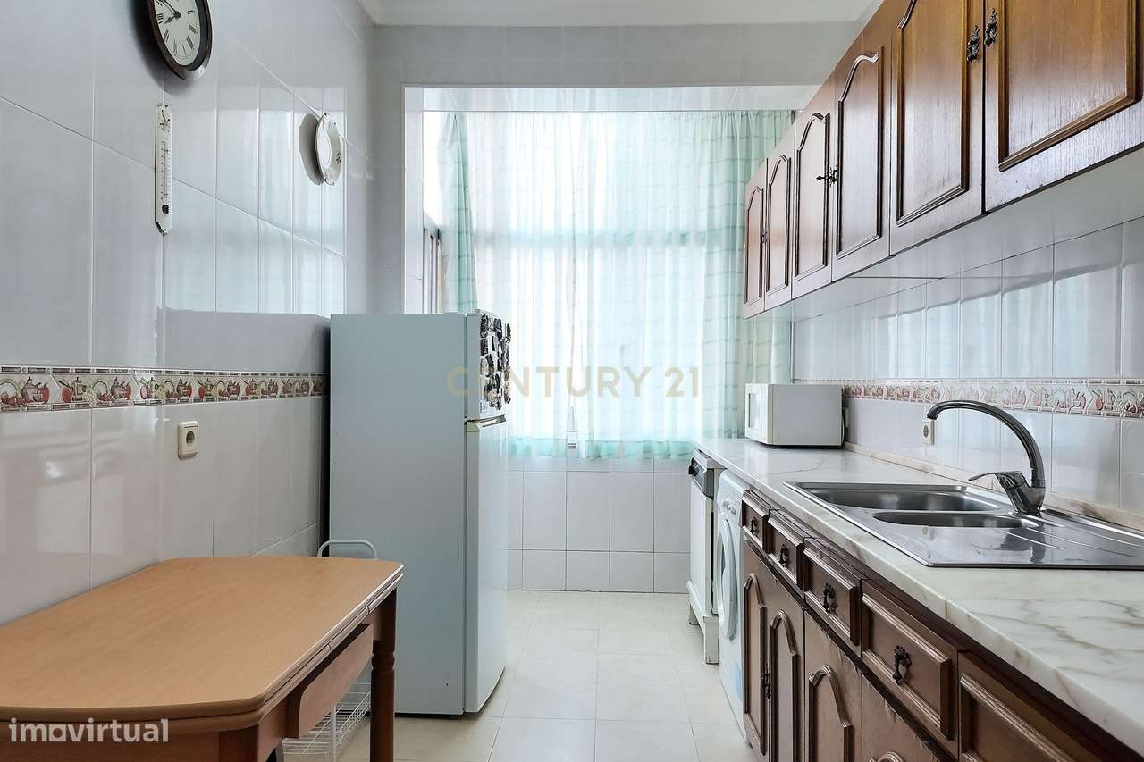 Apartamento T2 com Logradouro – Rua Dr. António Elvas, Feijó-4