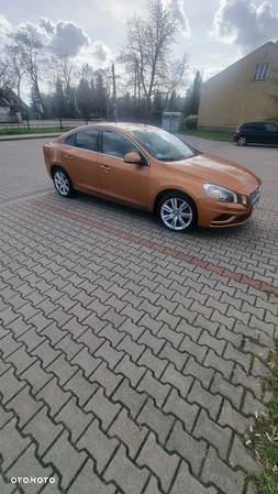 Volvo S60 T6 AWD Geartronic RDesign - 4