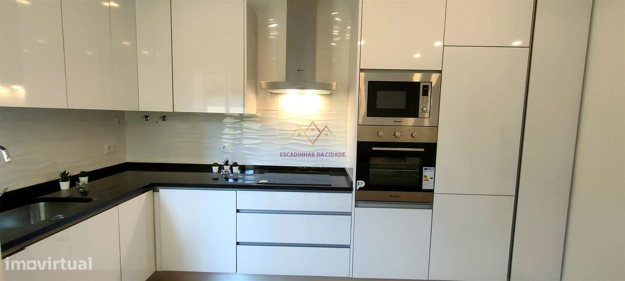 Apartamento T2 totalmente remodelado em Benfica - Grande imagem: 4/30