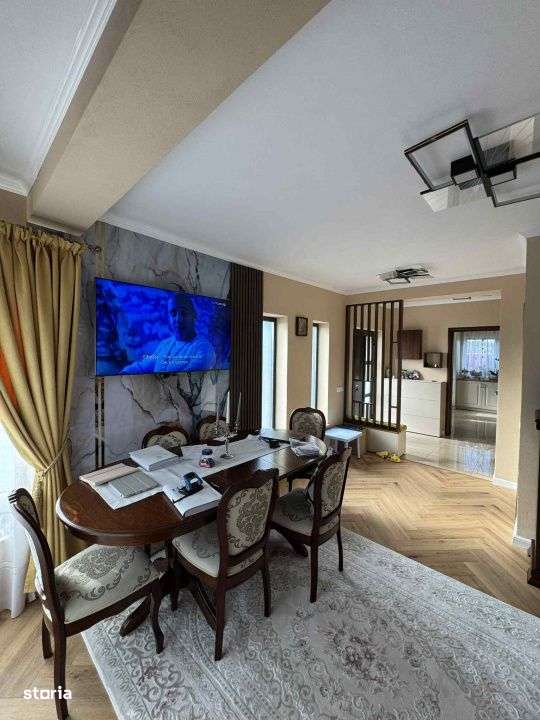 Casa superfinisata in triplex-9