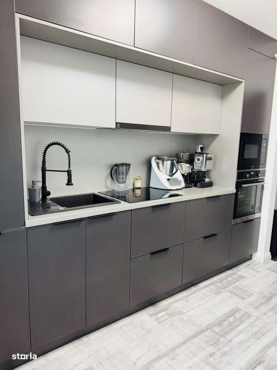 Apartament 3 camere decomandat 68 mp utili plus balcon strada Teilor-2