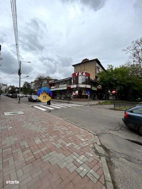 Ocazie unica! Spatiu comercial ultracentral Piatra Neamt - Imagine principală: 1/10