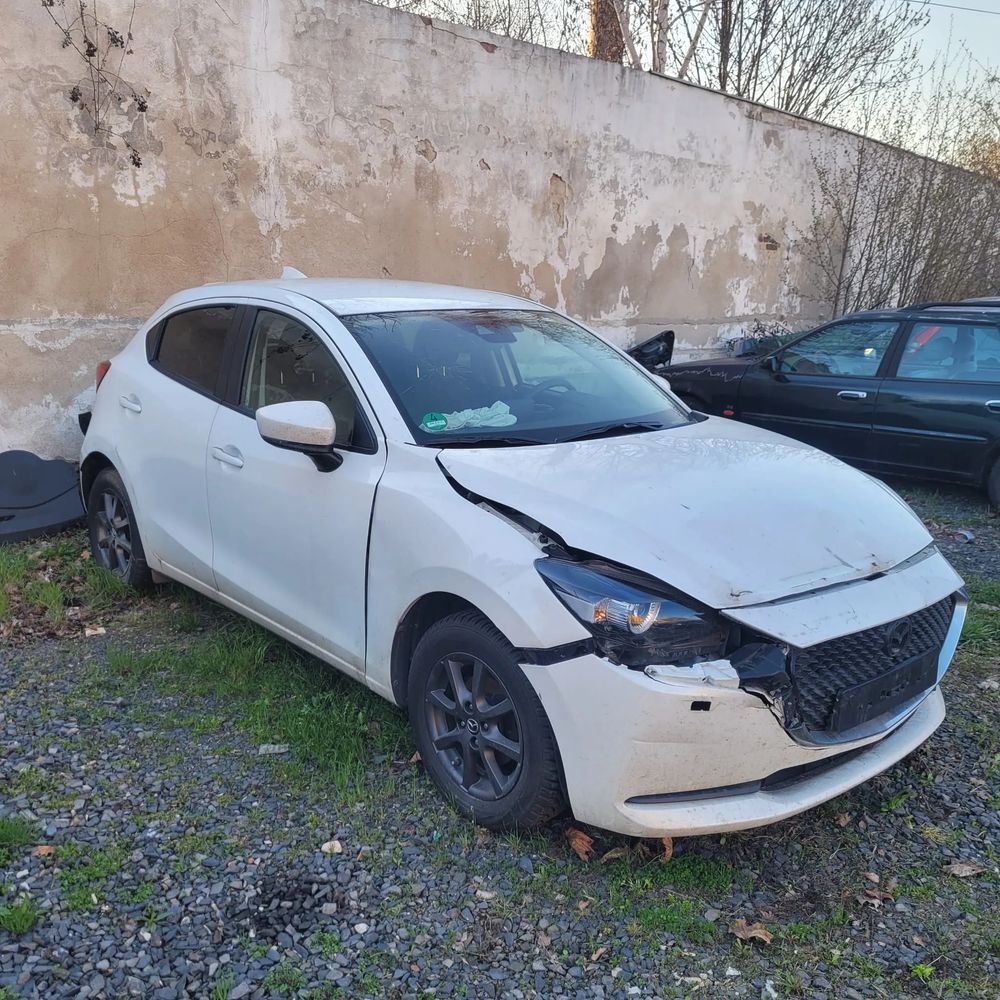 Mazda 2 2021