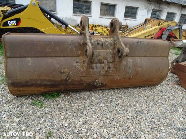 Cupa de Taluz Mare pt. excavator 40-60 t - 4