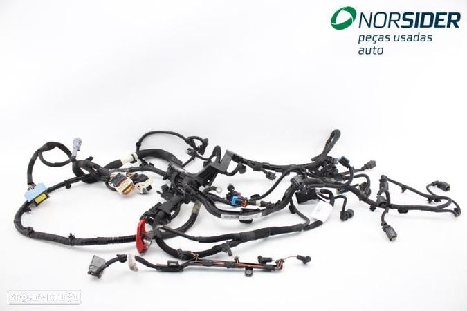 Instala elect comparti motor Peugeot 208|12-15 - 1