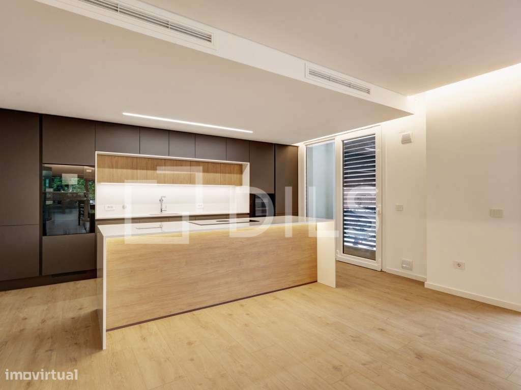 Apartamento T3 a estrear, perto da praia, na Parede - Grande imagem: 2/28